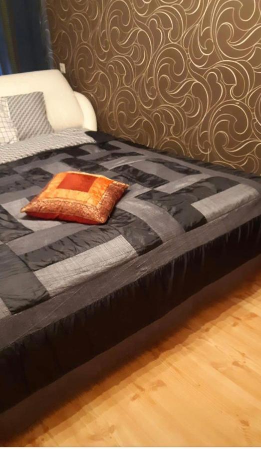 Riia 10, 2-Bedroom Apartment - 2 Big Beds 1 Extra Bed-Parking Free ตาร์ตู ภายนอก รูปภาพ